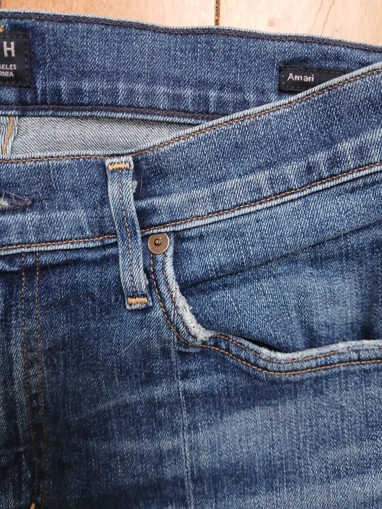 Citizens of Humanity Mid Wash Straight-Leg Jeans with Asymmetrical Hem - Picture 3 of 12